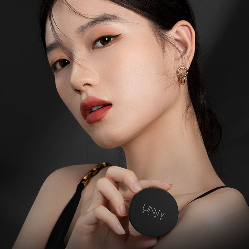 UNNY Club - Acua Powder Smooth Loose