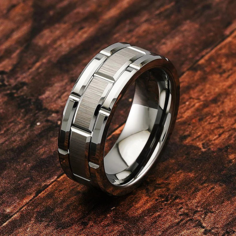 Modern Men bStainless Steel Ring | Silver