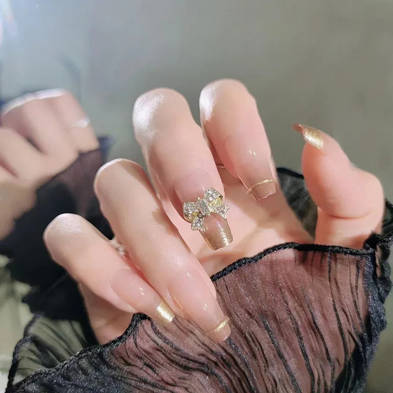 Droped Diamond - Artificial Nails