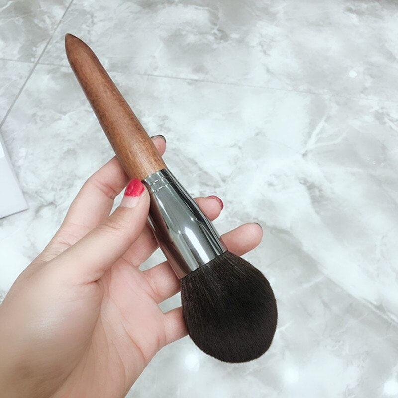 Retro Makeup Brushes Cream for foundation Powder brush Set Soft Face Blush Brush Professional Large Cosmetics Make Up Tools