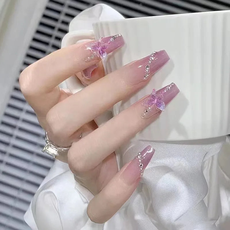 Droped Diamond - Artificial Nails